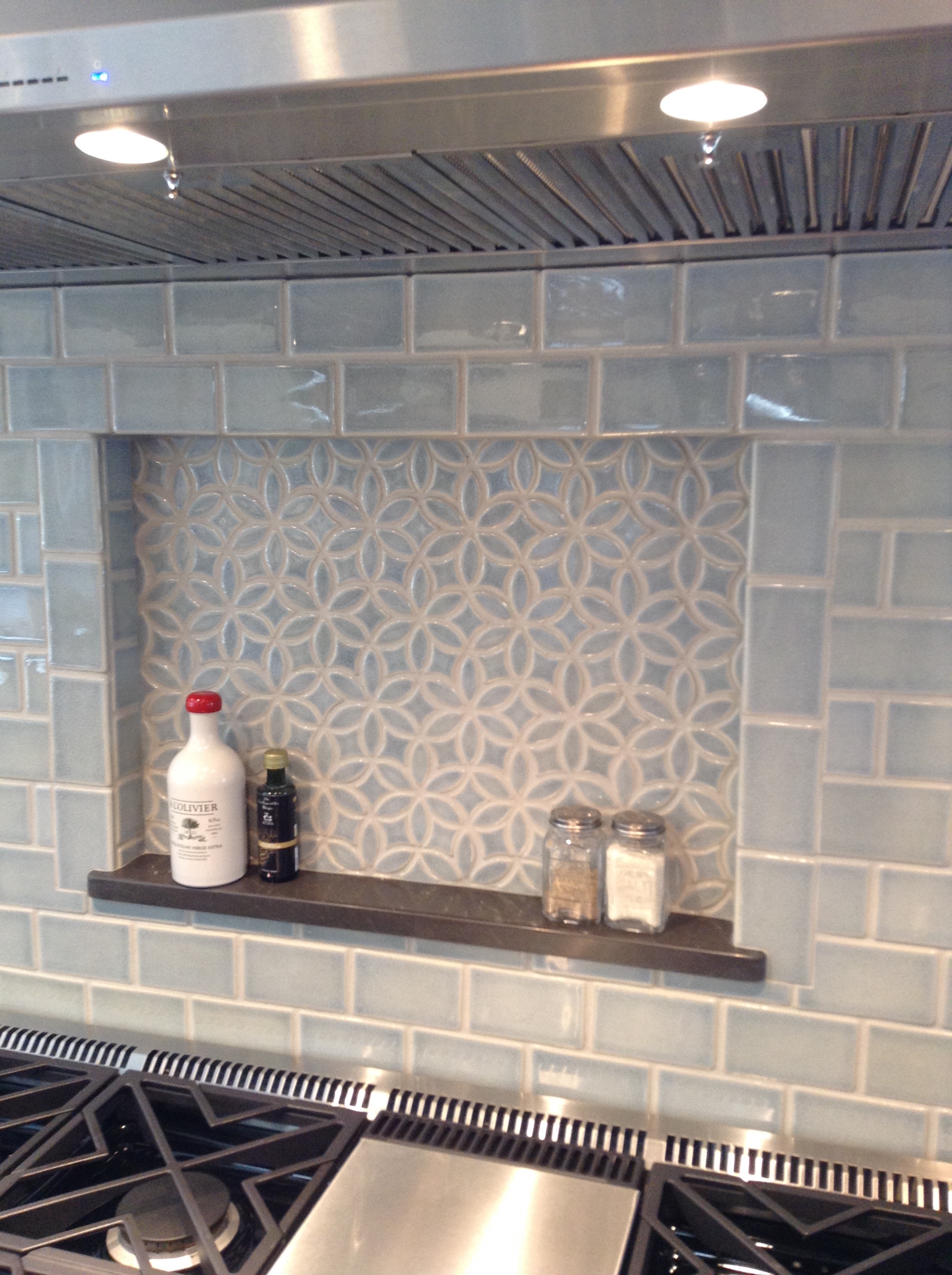 6 Tips for Choosing a Kitchen Backsplash - Julep Tile Company