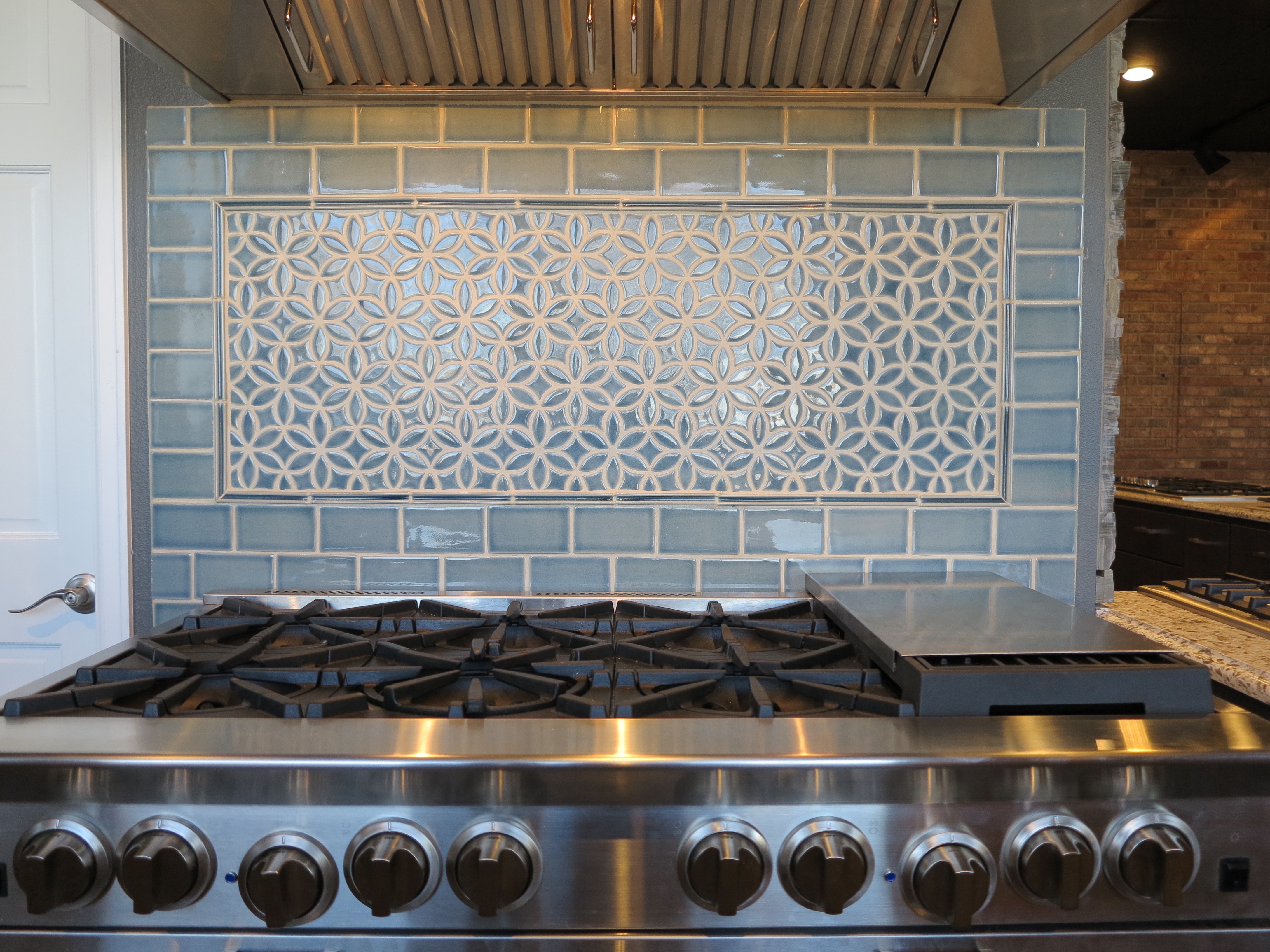 Kumpulan Decorative Tile Inserts Kitchen Backsplash Desainhos